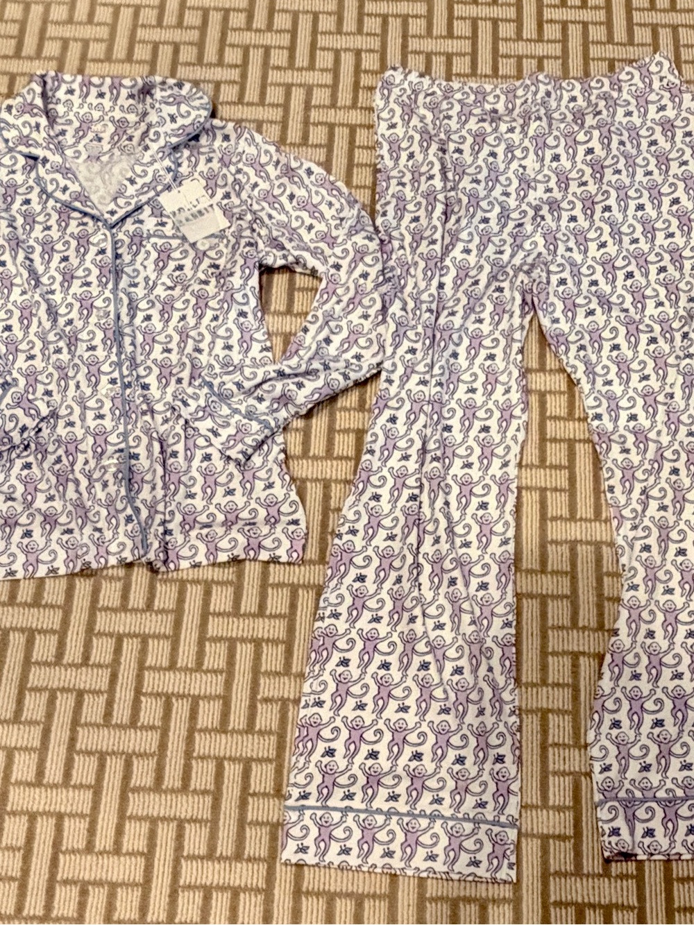 NWT Roller Rabbit White and Purple Monkey Print Pajama Set sz med